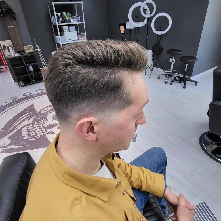 Textured crop haircut — front view